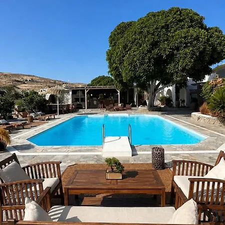 Paros Poolside Cozy Nests - Summer & Salty Getaways Bed and Breakfast Kalami (Paros)