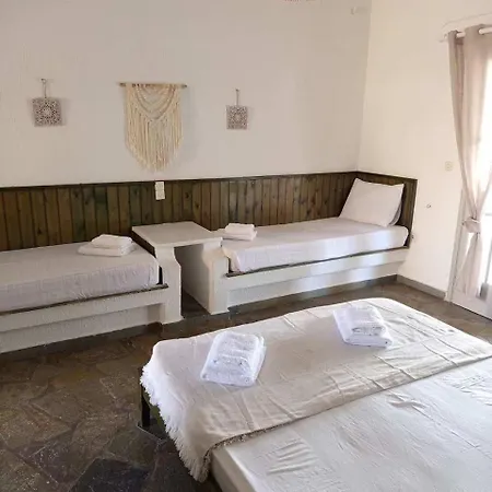 Bed and Breakfast Paros Poolside Cozy Nests - Summer & Salty Getaways