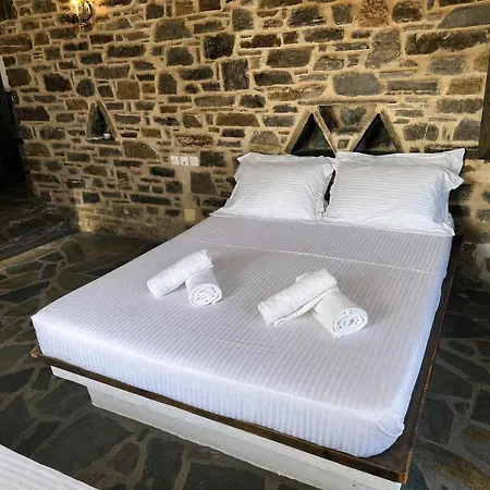 Paros Poolside Cozy Nests - Summer & Salty Getaways Bed and Breakfast 3*