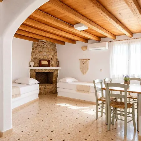 Paros Poolside Cozy Nests - Summer & Salty Getaways Bed and Breakfast 3*