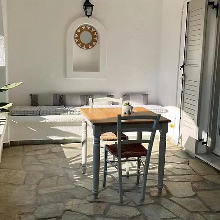 Paros Poolside Cozy Nests - Summer & Salty Getaways Bed and Breakfast